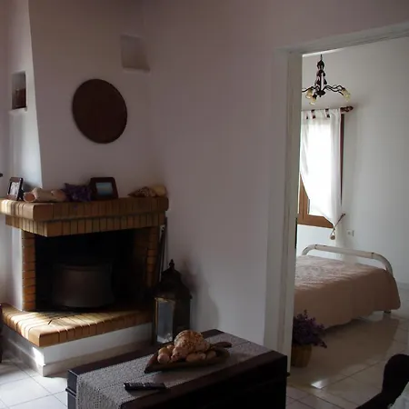 The House νάξος Moutsouna