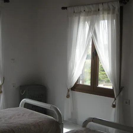 The House νάξος Apartment *