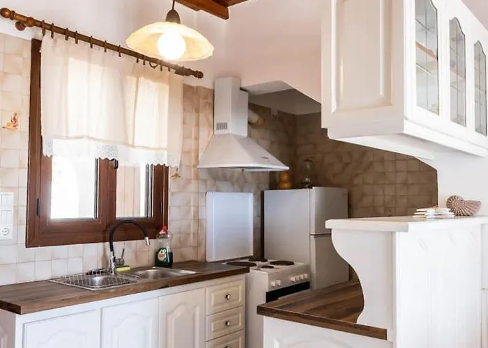 The House νάξος